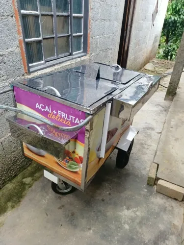 Carrinho Ambulante Açaí Salada Frutas e outros / lér todo anúncio