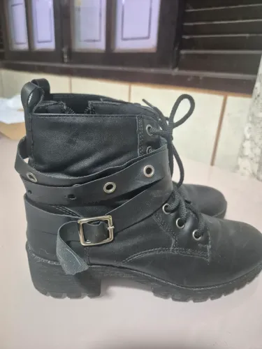 Bota couro