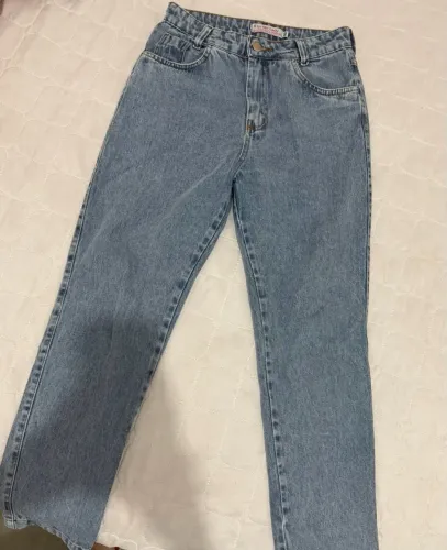 Calça mom tamanho 40 usada apenas 1 vez 