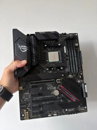 PLACA MÃE B550 ROG STRIX F
