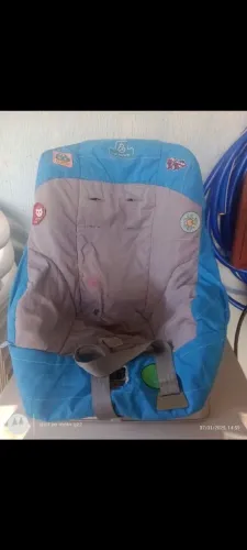 Vendo cadeira infantil.leia o anúncio 