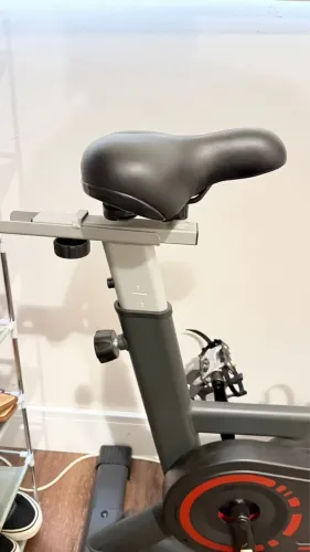 Vende-se bicicleta ergométrica