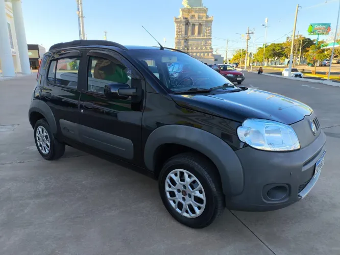 Fiat Uno WAY Celeb. 1.0 EVO Fire Flex 8V 5P 2012