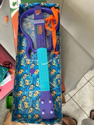 Guitarra infantil