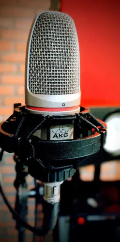 Microfone akg C3000