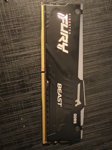 Memória Kingston DDR5 8GB 5600MHZ