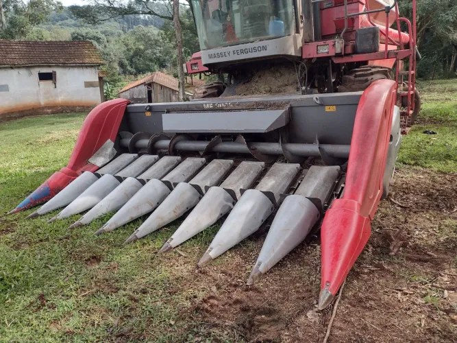 Plataforma de Milho Massey MF 3009 9x45