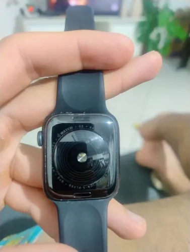 Watch Apple SE