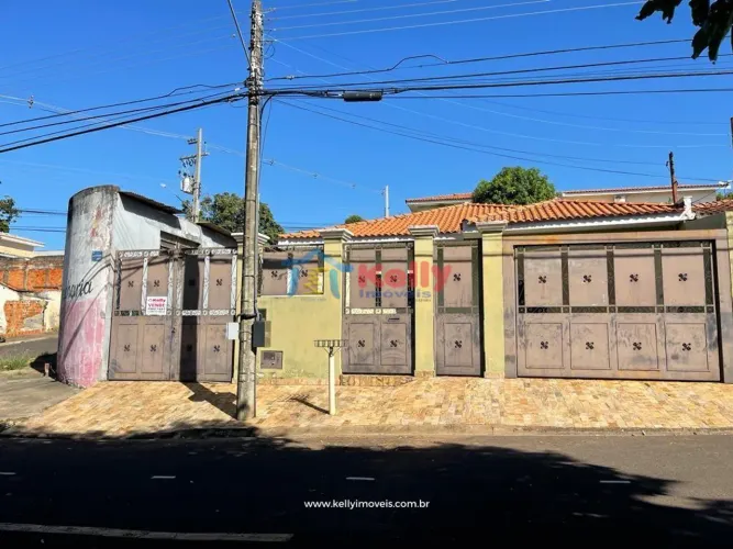 Casa à venda por R$ 350.000,00 - Parque São Matheus - Presidente Prudente/SP