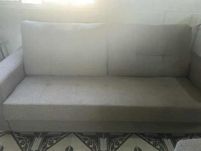 Conjunto de 2 Sofás Bege - Ótimo Estado - 1 Ano de Uso