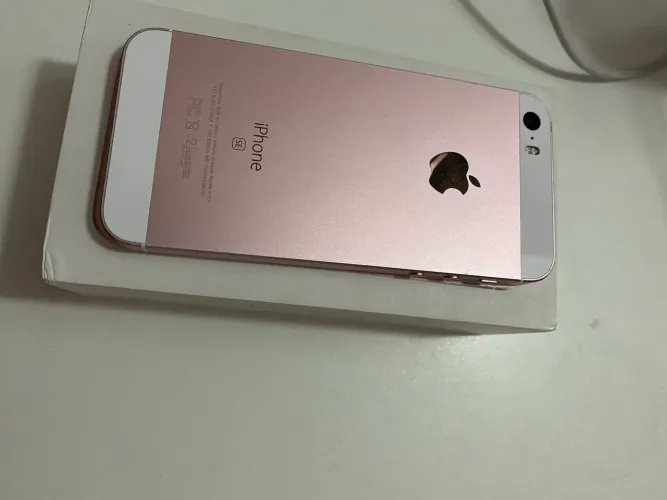 iPhone SE