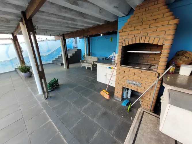 Casa à Venda com 250m² de terreno na Cidade São Jorge, Santo André, SP