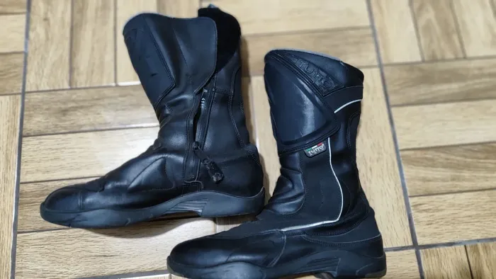 Bota Tutto Couro Italiano 44EU (42 BR)