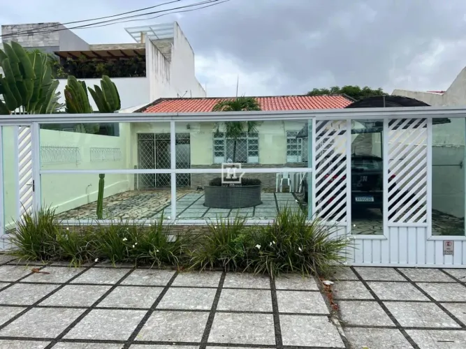 Casa com 3 quartos à Venda, Suíssa - Aracaju