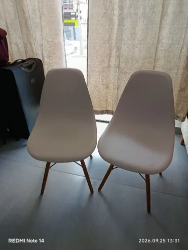 Vendo duas cadeiras 