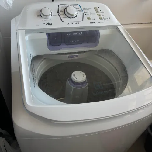 Máquina de Lavar Electrolux 12kg Branca Turbo Economia Silenciosa com Cesto Inox