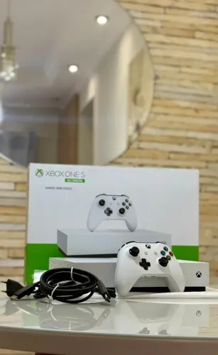 Xbox One S All Digital 1TB + Controle Original - Em Ótimo Estado