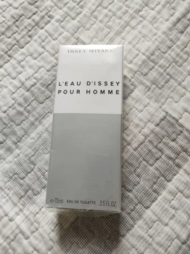 Perfume Issey Miyake masculino lacrado.