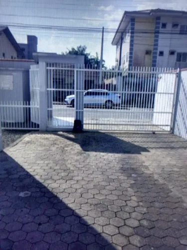 AP 3 quartos 1 banheiro bairro Costa e Silva locação direto proprietário