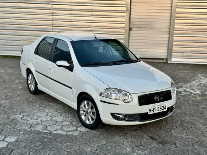 Fiat Siena ELX 1.4 MPI Fire Flex 8V 4P 2010