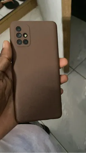Samsung A71