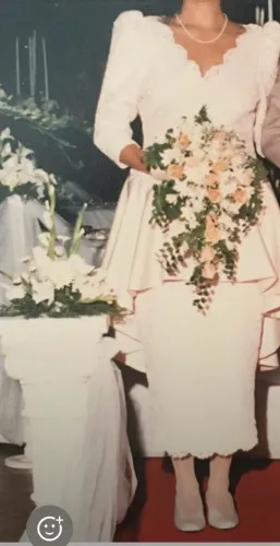 Vestido de noiva estilizado para cerimônia intimista. Tamanho G