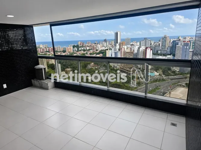 Exclusividade, conforto e praticidade em um dos endereços mais valorizados de Salvador.