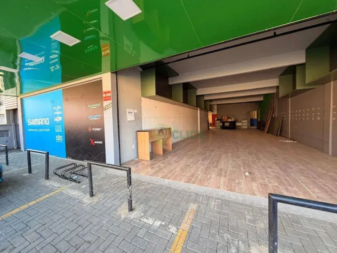 Ampla sala comercial para locação na xv de novembro - vila nova