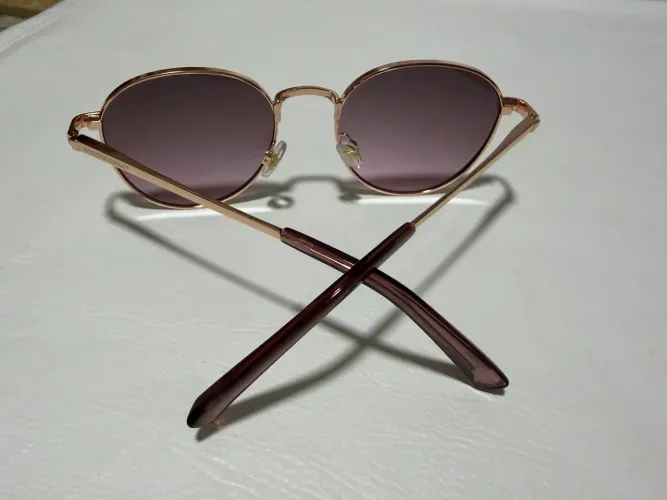Óculos de sol feminino, estilo.
