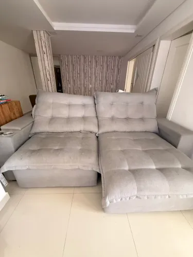 Sofá Berlin exclusiva com carregador por indução