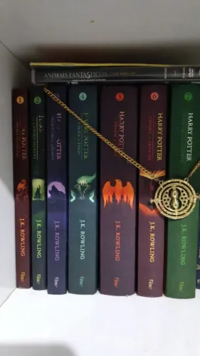 Saga completa Harry Potter livro com capa dura