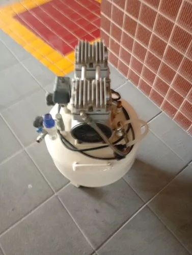 Compressor de ar pra consultório dentário
