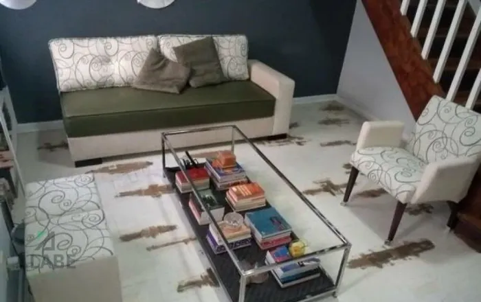 Casa para venda em Vila Olímpia com 3 quartos, sendo 1 suíte, 120m²