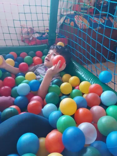 Piscina de Bolinhas para locação! Diversão Garantida!