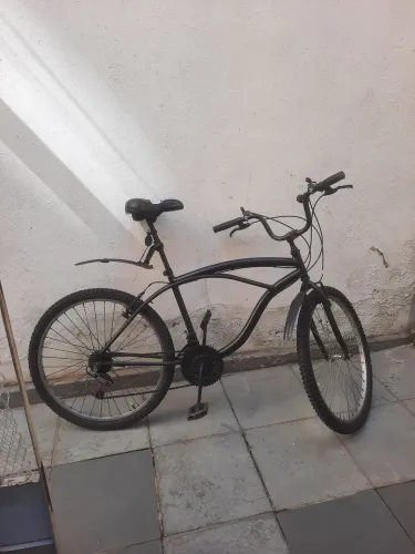 BICICLETA PRAIANA COR PRETA TODA REVISADA PRONTA PARA TRABALHAR EM ENTREGAS BANCO DE MOLA