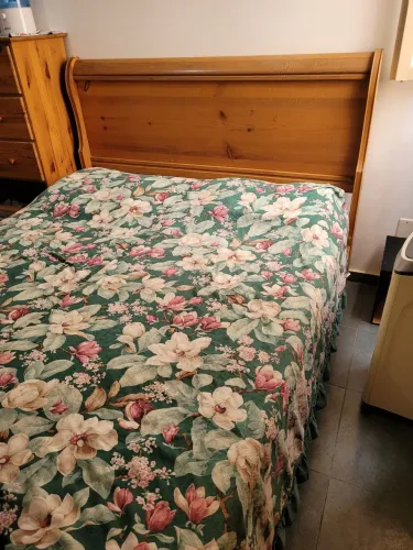 Cama e Comoda Queen de Madeira Importada Usa 