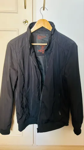 Jaqueta de nylon preta Hangar 33 M