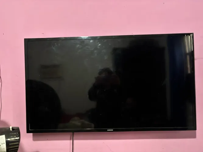 Samsung Smart TV 40? Full HD - UN40J5200AG