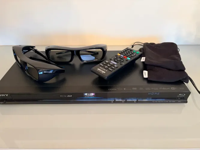 Sony blu-ray dvd 3D BDP-S580 + 2 óculos recarregáveis + controle original