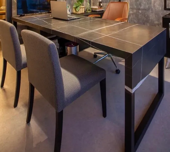 Mesa para escritório