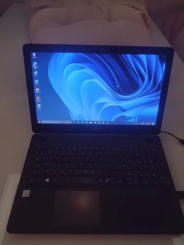 Notebook Acer aspire I3 - muito conservado