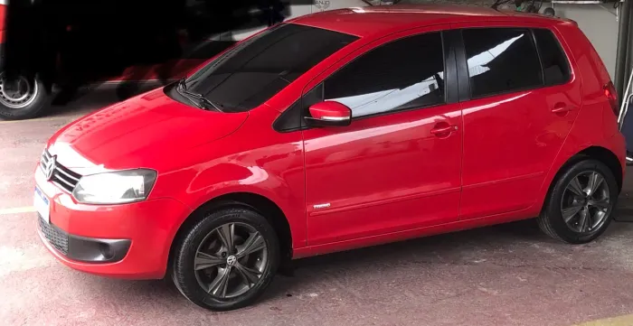 Volkswagen Fox 1.0 MI Total Flex 8V 5P 2014