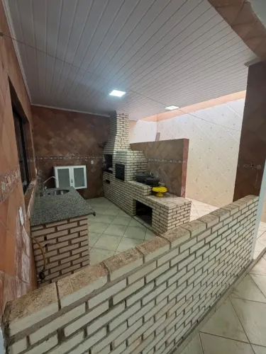 Casa em Arniqueiras, 3 quartos, condomínio fechado.