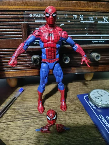 Action figure homem aranha