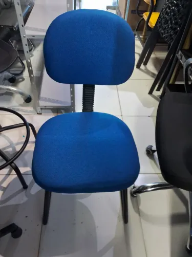 Cadeira fixa secretária 