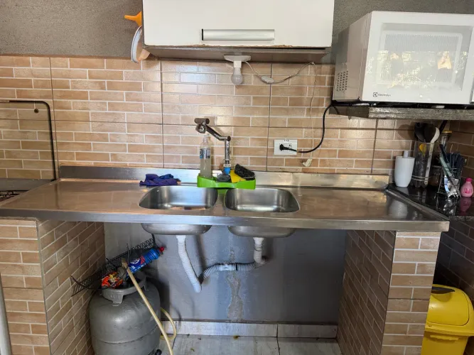Vende-se Pia de Inox 2 Cubas