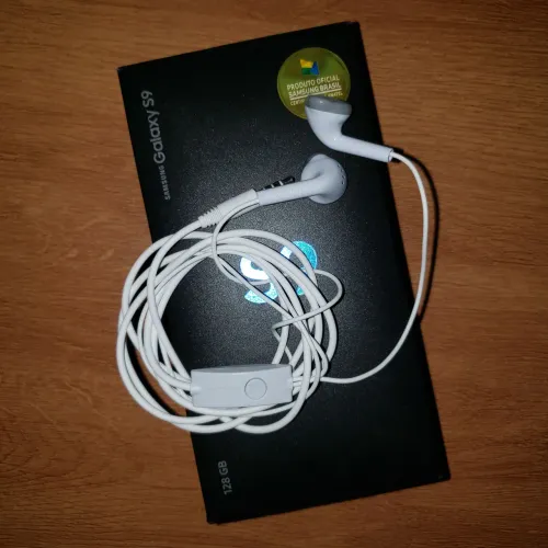 Fones de Ouvido Samsung Novo e Original