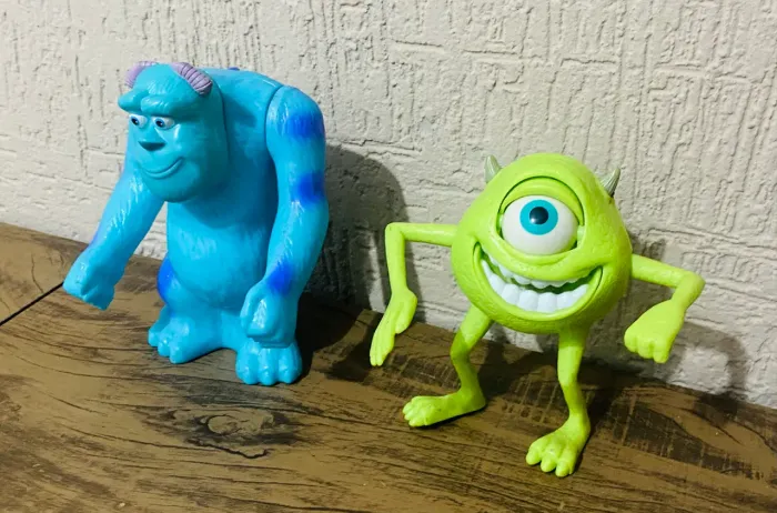 Bonecos Monstros S.A. Sulley e Mike Wazowski - McDonald's 2001