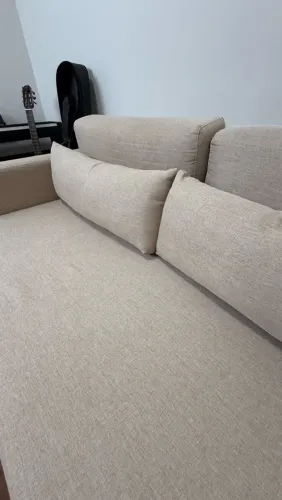 Sofá-cama de linho bege