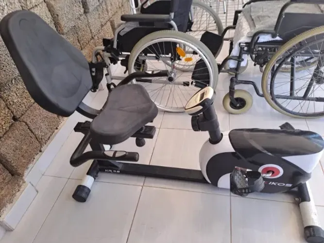 Bicicleta ergométrica horizontal Kykos